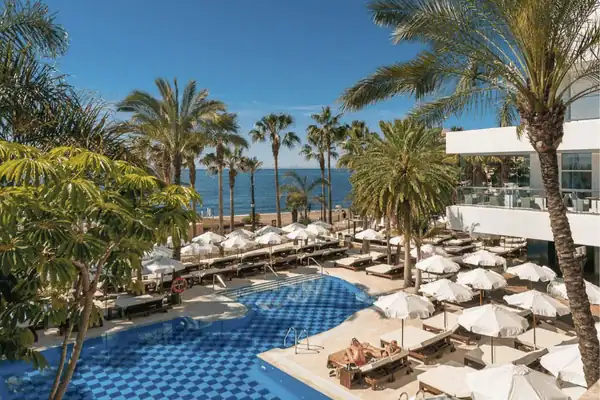 Luxe adults only hotel in Spanje: Amare Beach Hotel Marbella / Salted Senses