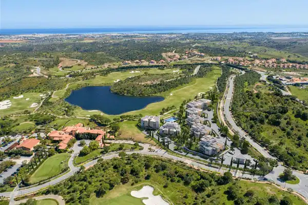 Luxe golf hotel in Portugal: Monte Rei Golf en Countryclub Algarve / Salted Senses