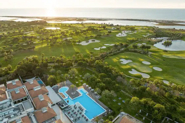 Golf hotel in Portugal: Robinson Club Quinta da Ria Algarve / Salted Senses