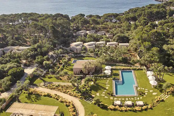 Pleta De Mar Luxuruy Hotel by Nature / Salted Senses