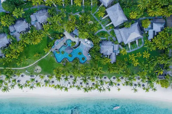 LUX Le Morne Mauritius / Salted Senses