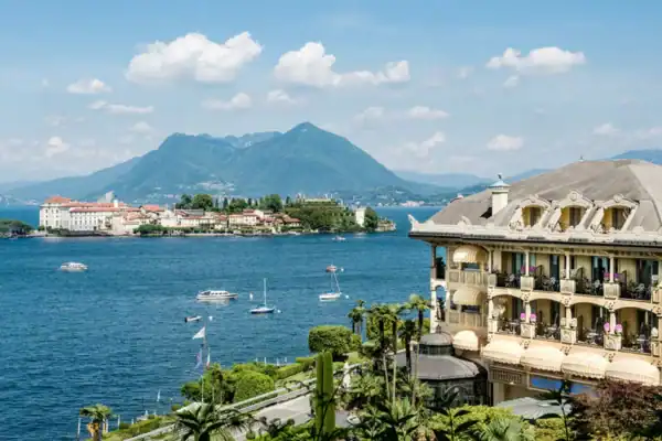Villa & Palazzo Aminta Stresa Lago Maggiore / Salted Senses