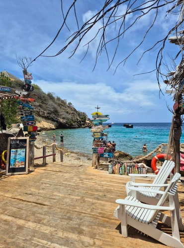 Tugboat Beach op Curacao / Salted Senses