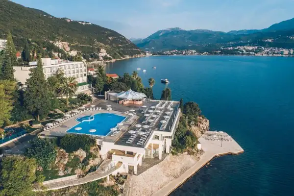 Iberostar Waves Herceg Novi Montenegro / Salted Senses